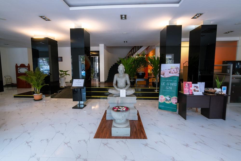 Altos Hotel Phnom Penh Eksteriør billede