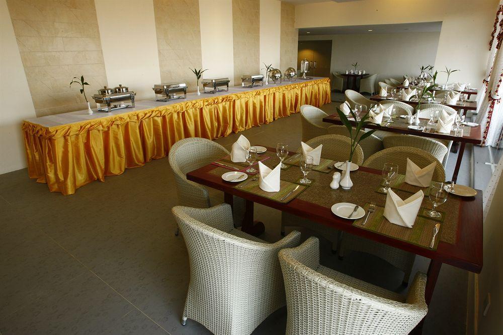 Altos Hotel Phnom Penh Eksteriør billede