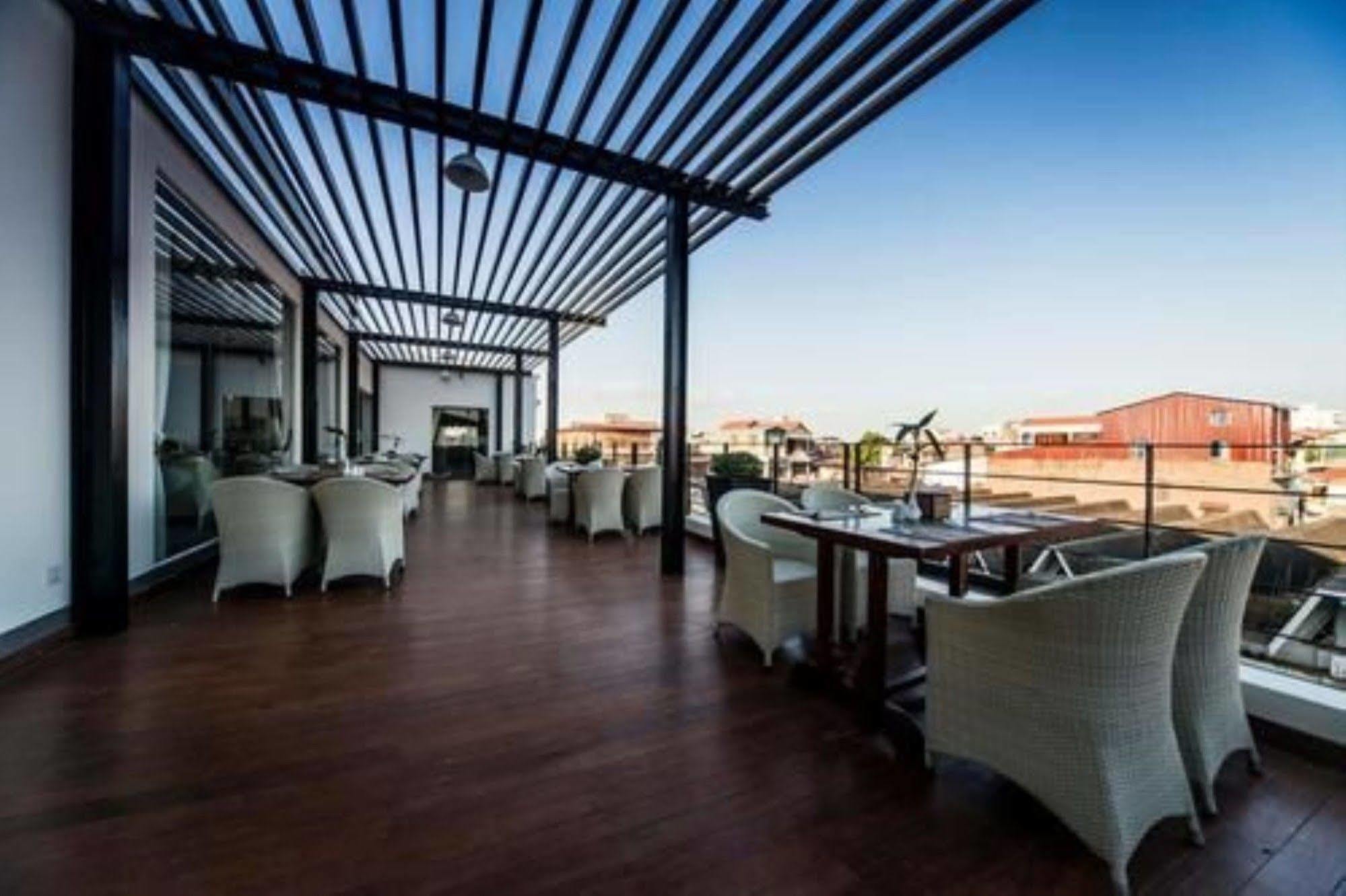 Altos Hotel Phnom Penh Eksteriør billede