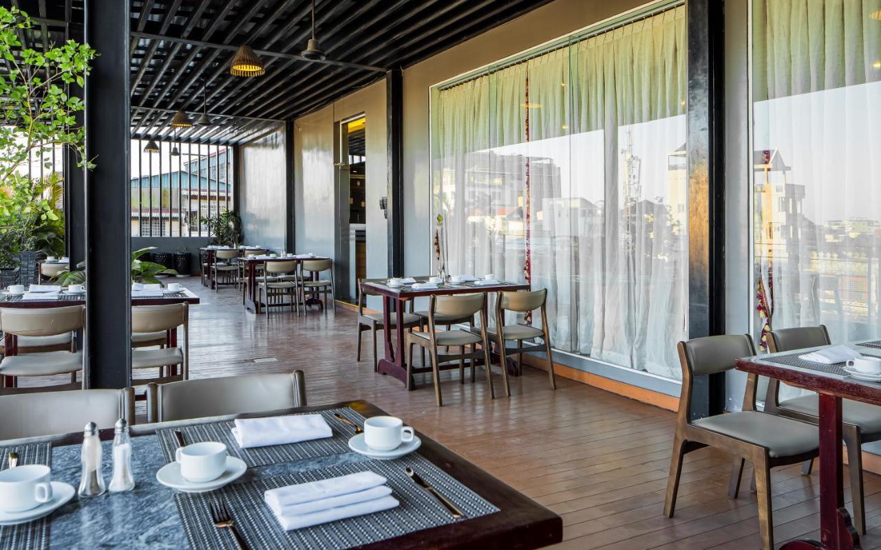 Altos Hotel Phnom Penh Eksteriør billede